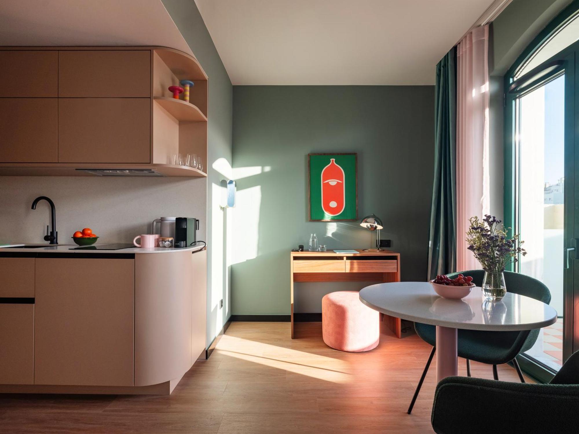 Numa Anjos Aparthotel