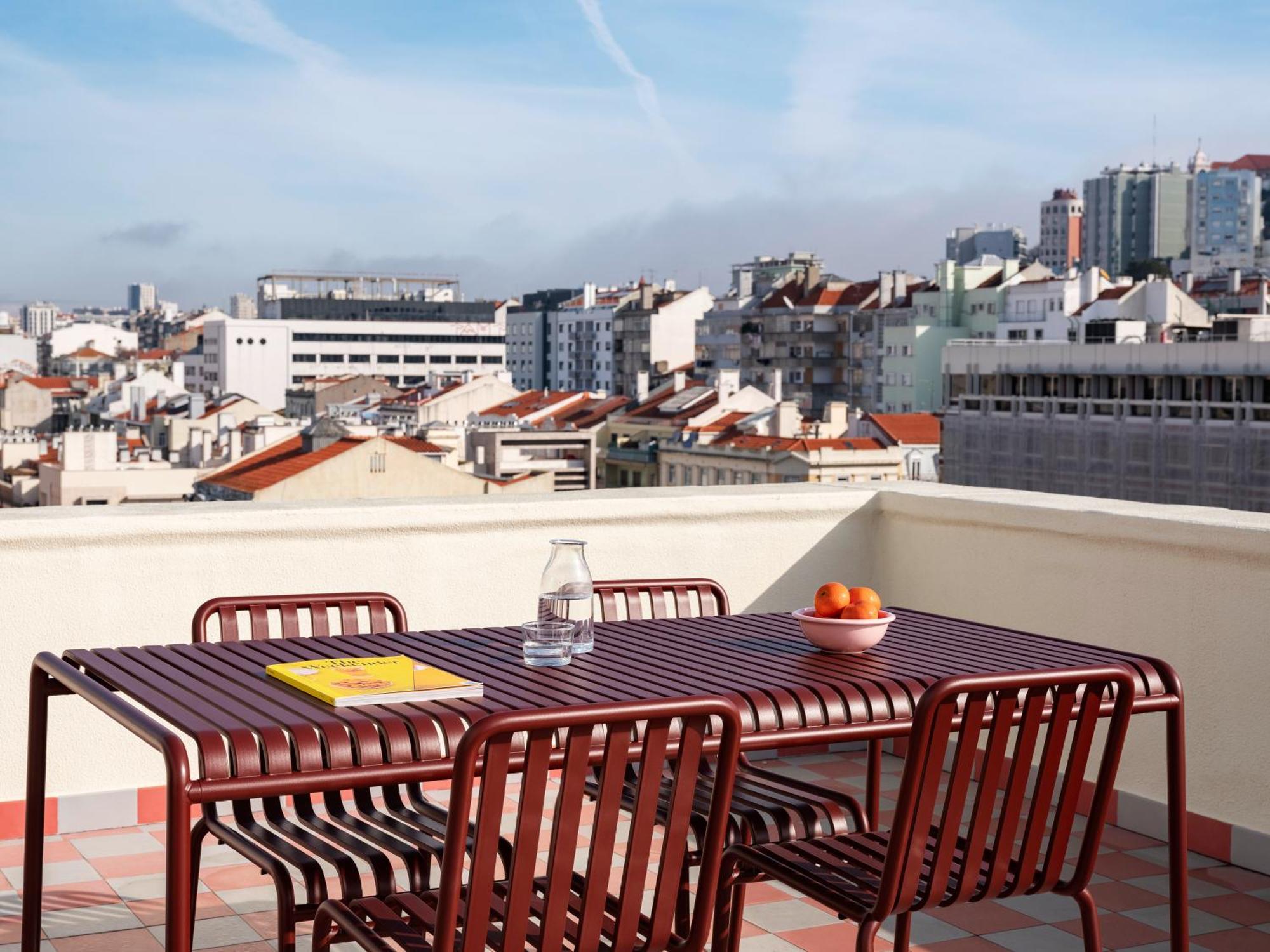 Numa Anjos Aparthotel